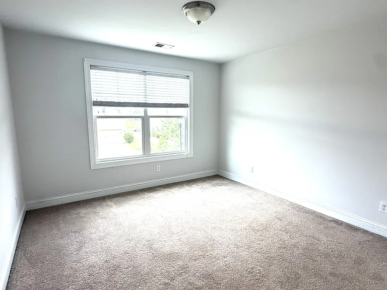 3950 Sage Dr — Photo 16