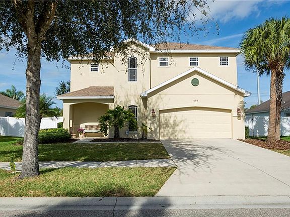 2nd image of 10516 Shady Preserve Dr