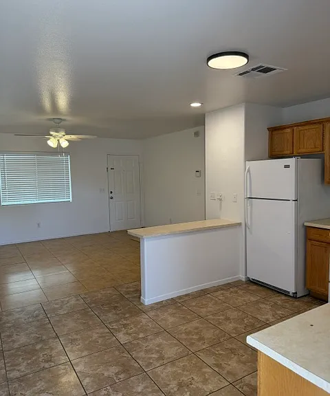 312 G St #B — Photo 7