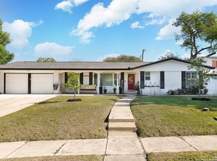 311 Redcliff Dr, San Antonio, TX 78216