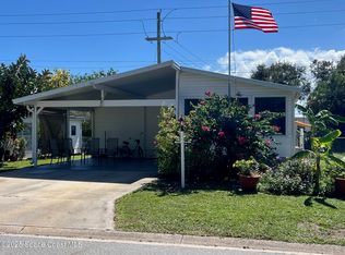 835 Vireo Dr, Barefoot Bay, FL 32976