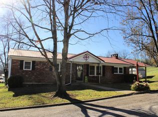 100 Robin Ln, Carlisle, KY 40311