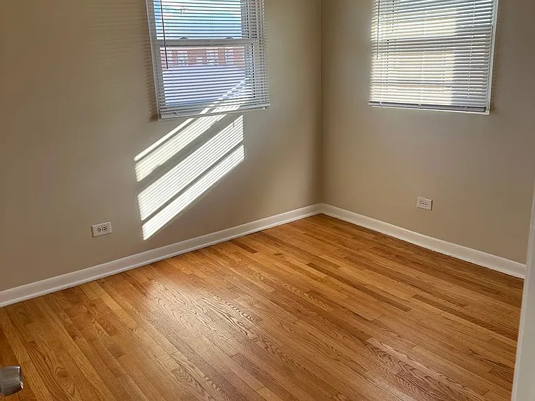 9457 Maple Dr — Photo 3