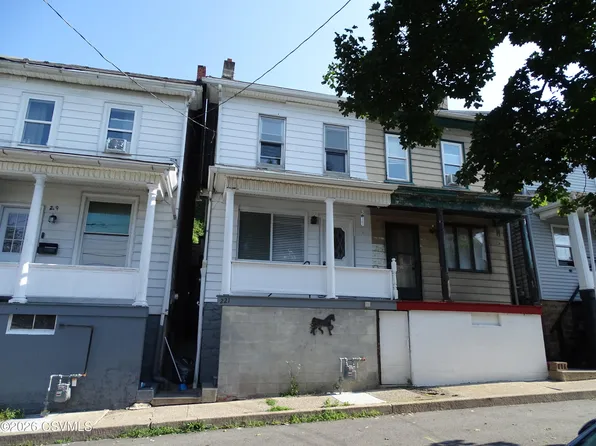 221 E Cameron St, Shamokin, PA 17872