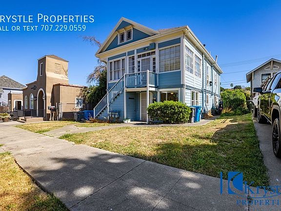 2nd image of 825 Louisiana St APT A