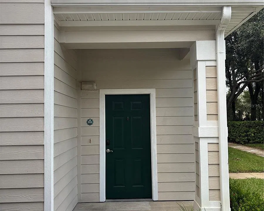 1300 Eastern Pecan Pl #204-204-204