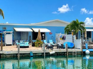 611 8th St, Key Colony Beach, FL 33051