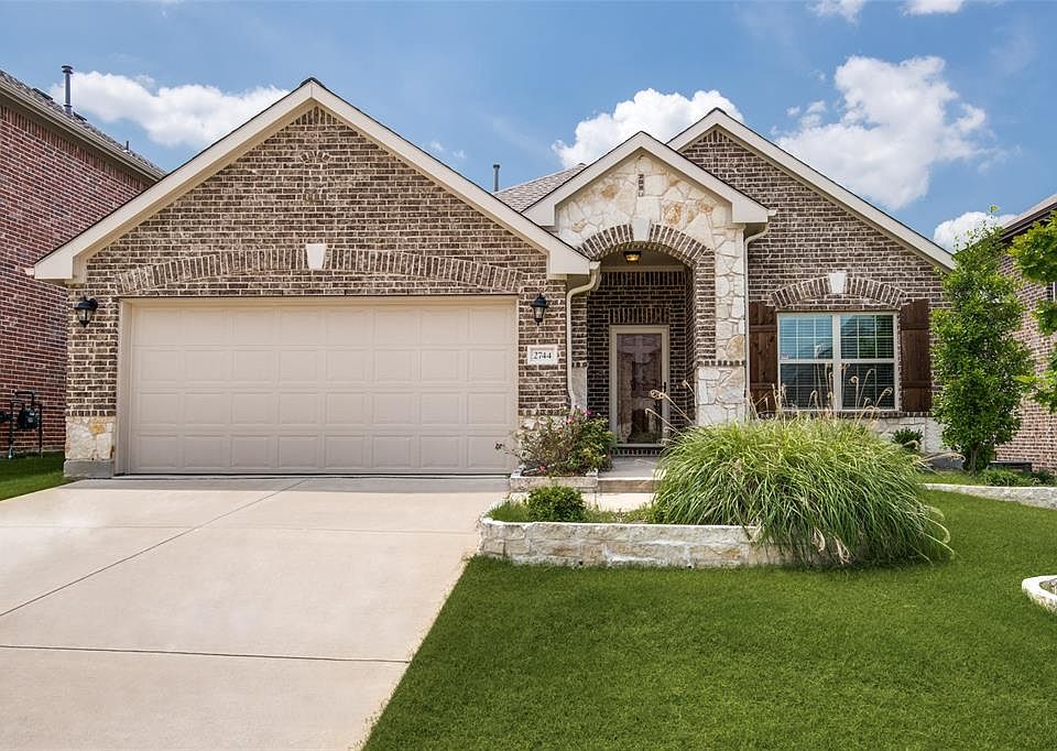 1st image of 2744 Calmwood Dr