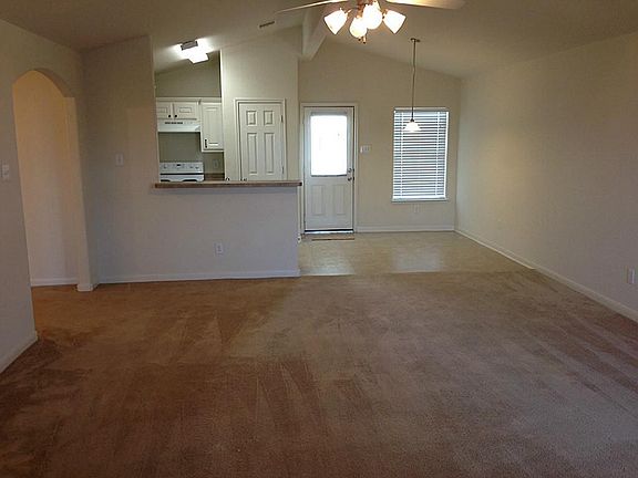4th image of 7126 Orange Tree Ln