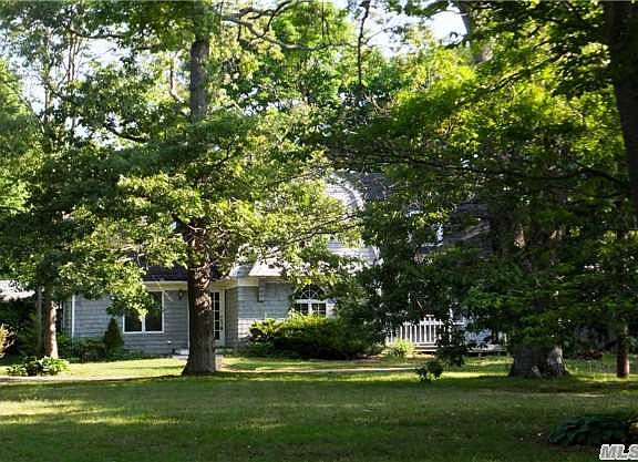 3rd image of 21 Woodland St