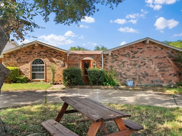1801 Tameria Dr, Irving, TX 75060