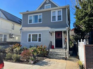 8910 133rd St, Richmond Hill, NY 11418