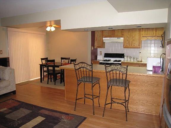 3rd image of 9U Fernwood Dr