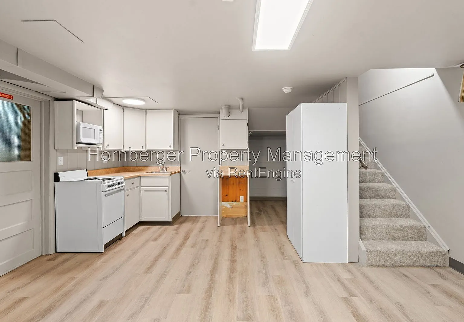 Studio, 1.0 bath, $925 — Photo 1