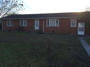 873 Huffmantown Rd, Richlands, NC 28574