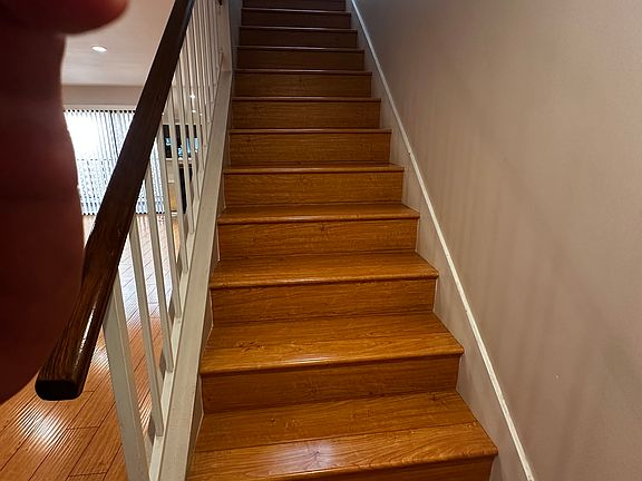 3rd image of 557 E Verdugo Ave APT J