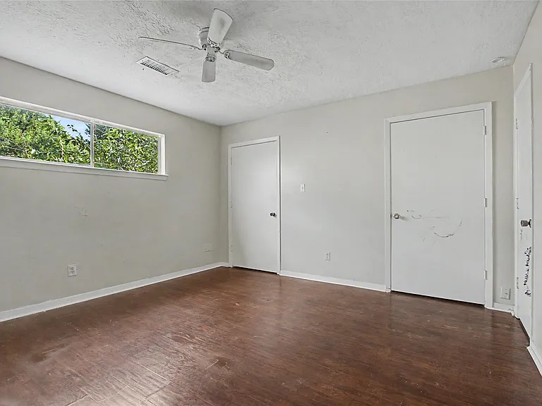 13119 Hollowcreek Park Dr — Photo 20