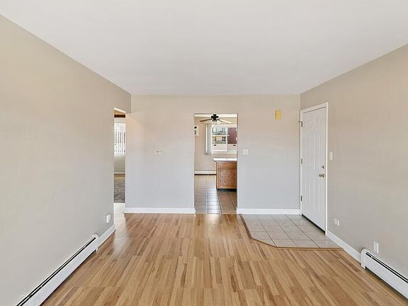 5th image of 18124 66th Ave #2S