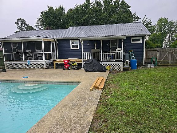 Screenroom and covered porch