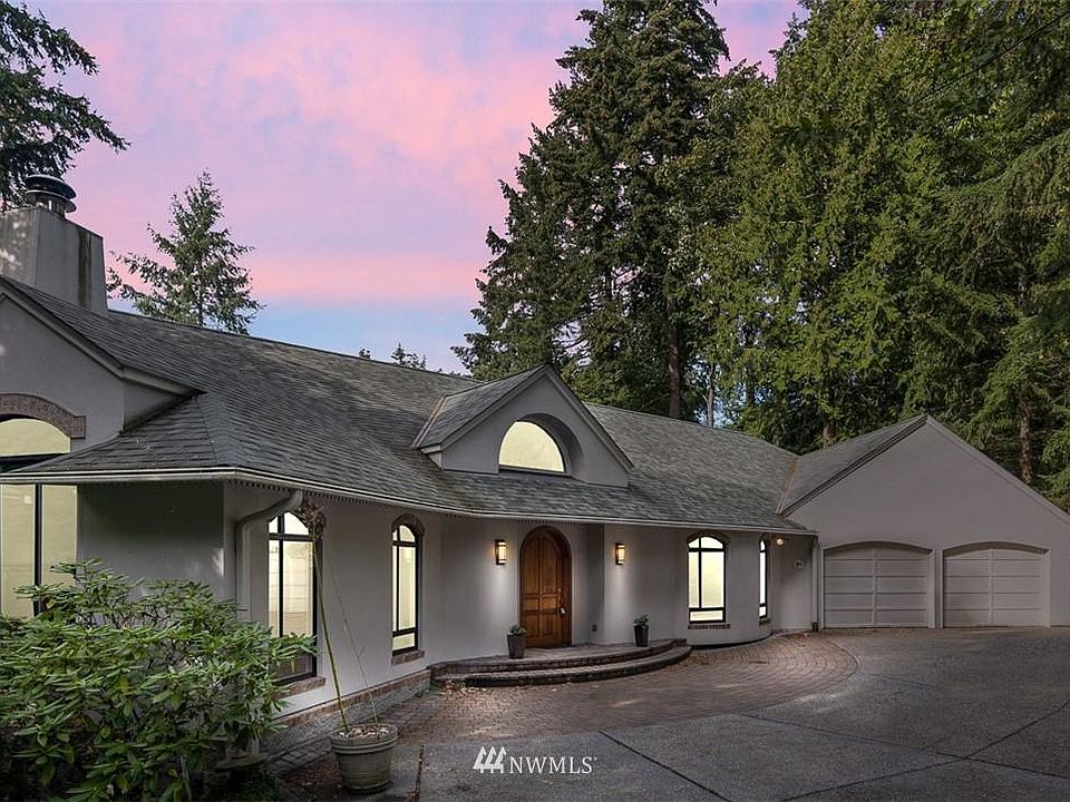 1st image of 1510 100th Ave SE
