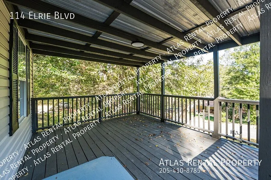 Hidden Bessemer Gem with Private Master Loft & Huge Covered Porch! — Photo 4