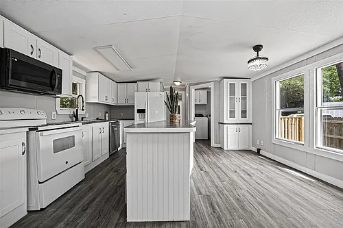 2122 Koster Rd Photo 1
