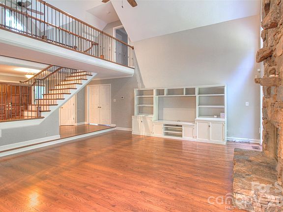 4th image of 3408 Providence Manor Rd