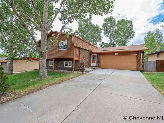 5th image of 3069 Hanson St