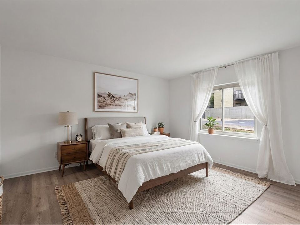 1st image of 312 Summit Ridge Cir