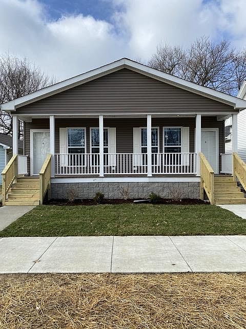 1st image of 420 Cedar St