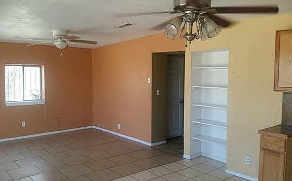 3rd image of 8860 Leopoldo St