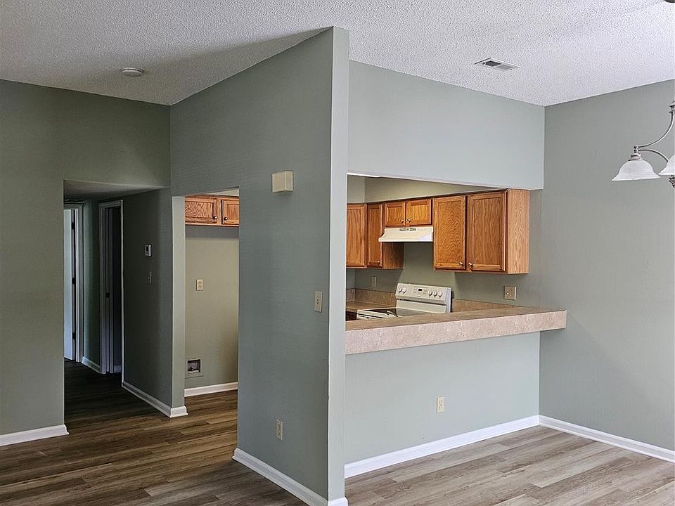 1st image of 1831 J Julian Ln