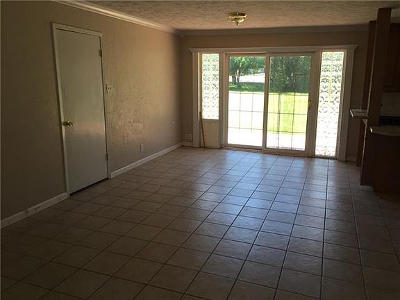 3rd image of 5701 Linda Dr