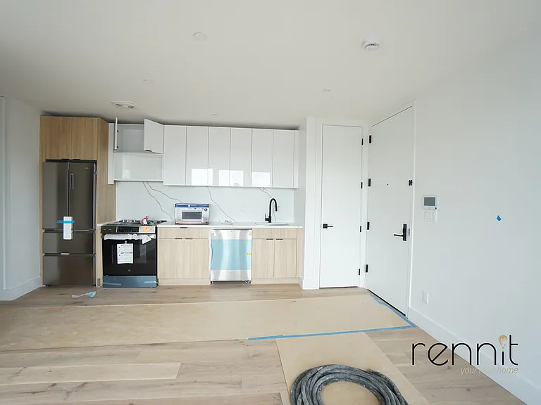 2402 Cortelyou Rd #501 — Photo 3