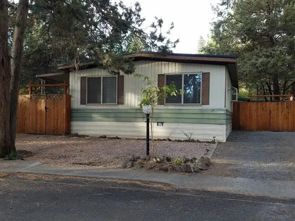 141 SW 15th St Unit 17, Bend, OR 97702