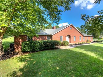 160 Oakwood Est, Scott Depot, WV, 25560