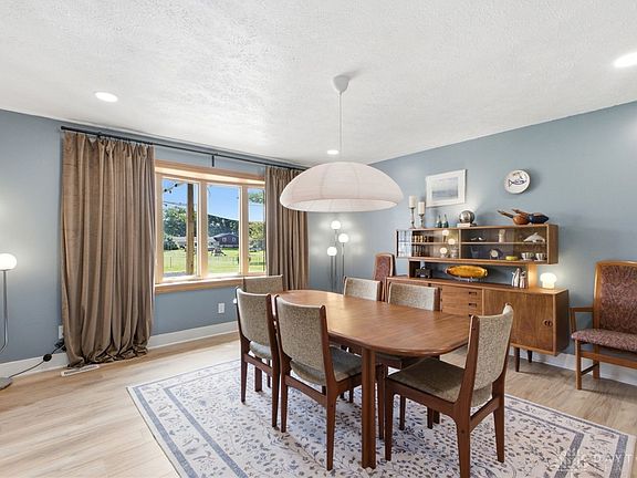 2nd image of 2470 Leon Ln