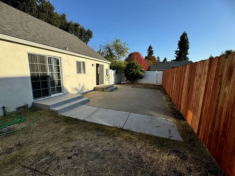 640 Todhunter Ave — Photo 17