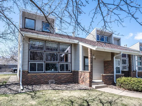 910 9th St, Farmington, MN 55024