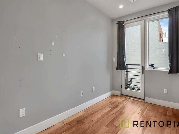 2nd image of 679 Grand St #4U