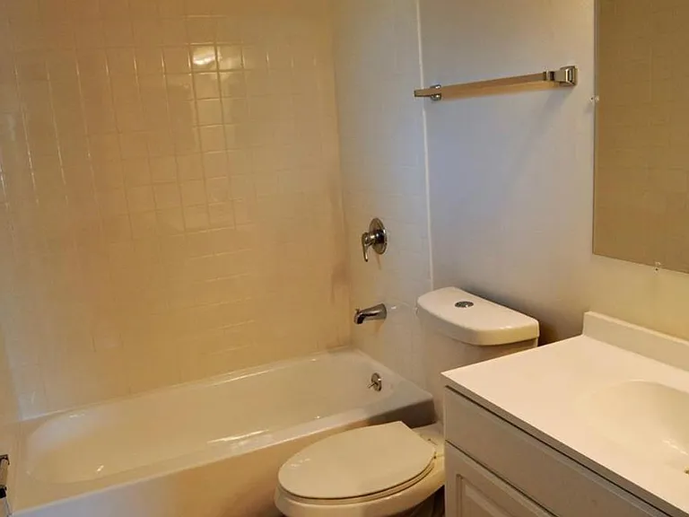 2638 Beal St — Photo 20