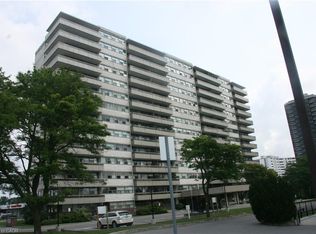 215 Glenridge Ave #406, Saint Catharines, ON L2T3J7