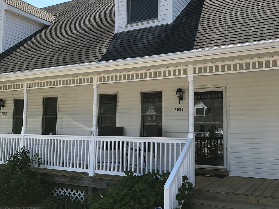 1st image of 4082 Grand Bay Ct