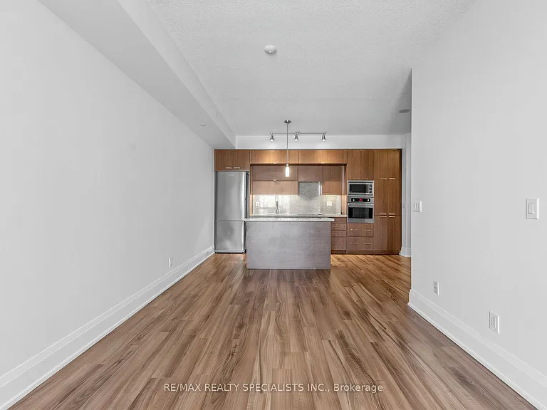 120 Harrison Garden Blvd #1234 — Photo 8