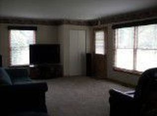 1485 Oakville Waltz Rd, New Boston, MI 48164