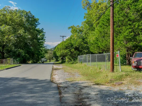 304 Bush St #224, Gastonia, NC 28056