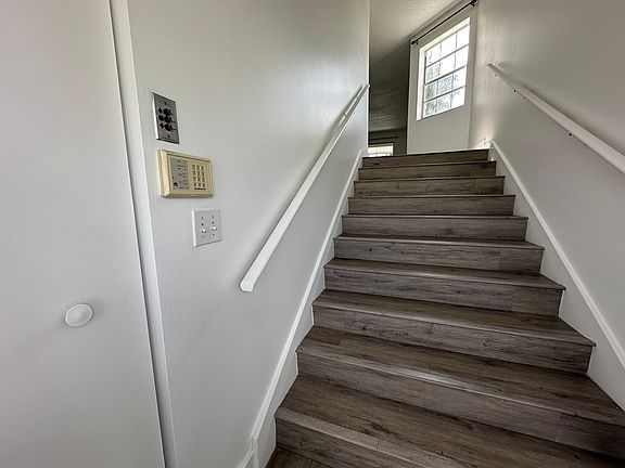 3rd image of 2640 SE 21st Ct