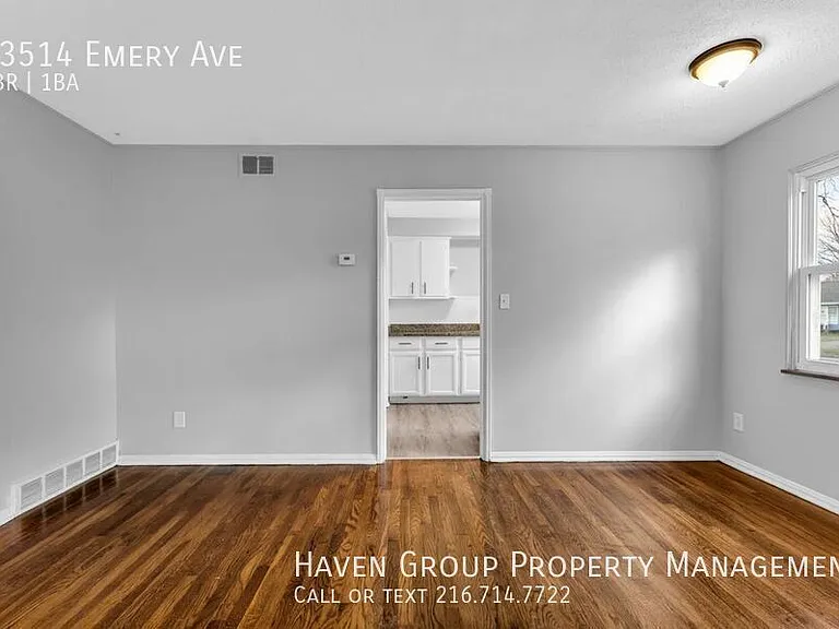 13514 Emery Ave — Photo 7