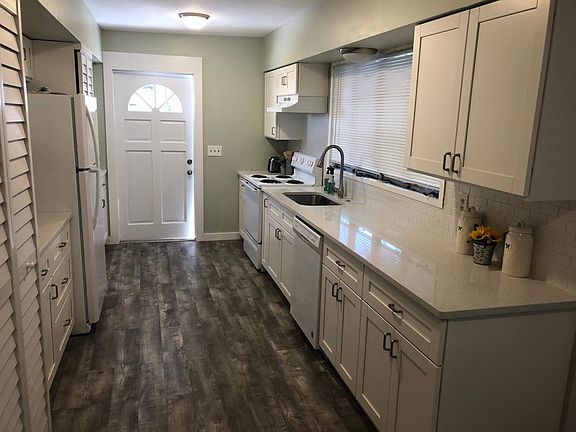 4th image of 2836 Stoneland Ln