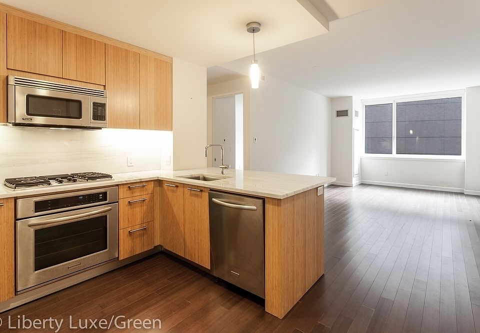 1st image of 200 N End Ave APT 4R
